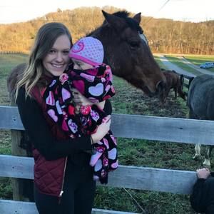 Meet your Posher, Laura